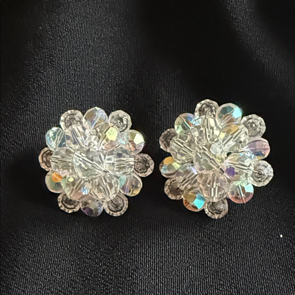 Vintage Aurora Borealis (AB) Crystal Earrings Size 1”